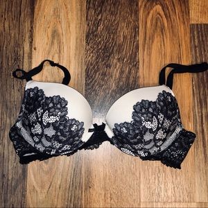 Victoria’s Secret Dream Angels Push up Bra 34A